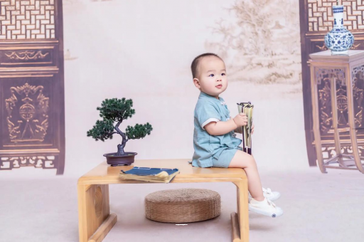 德清孕妇肚子上的黑线